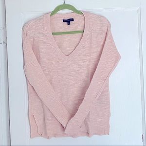 Long sleeve v-neck sweater in blush